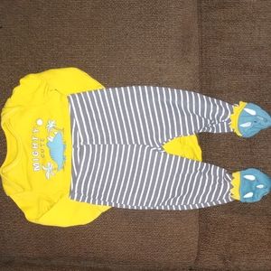 Carter's 2 piece dinosaur